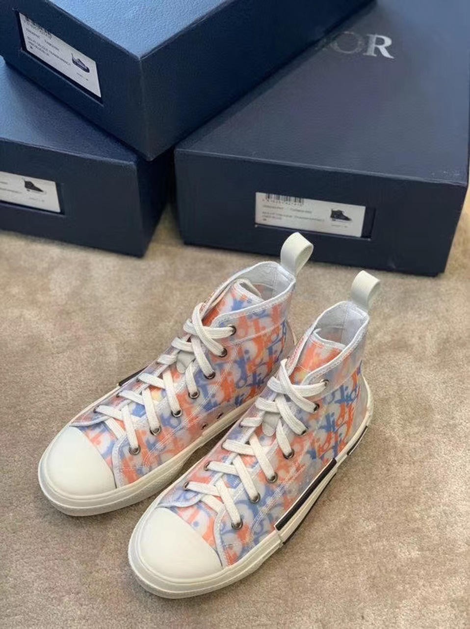 Sneaker